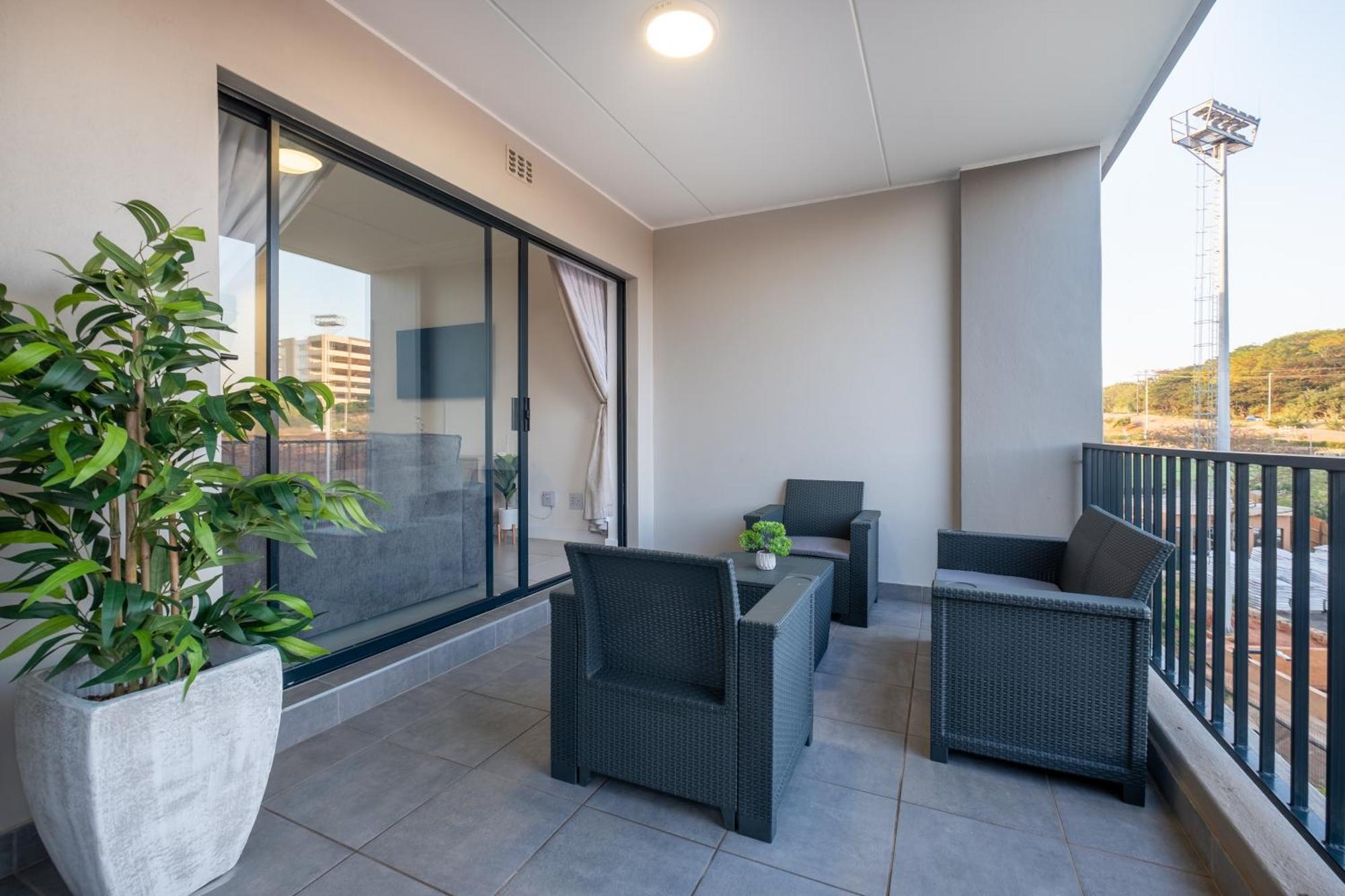 Ballito Village Luxury Apartments Esterno foto