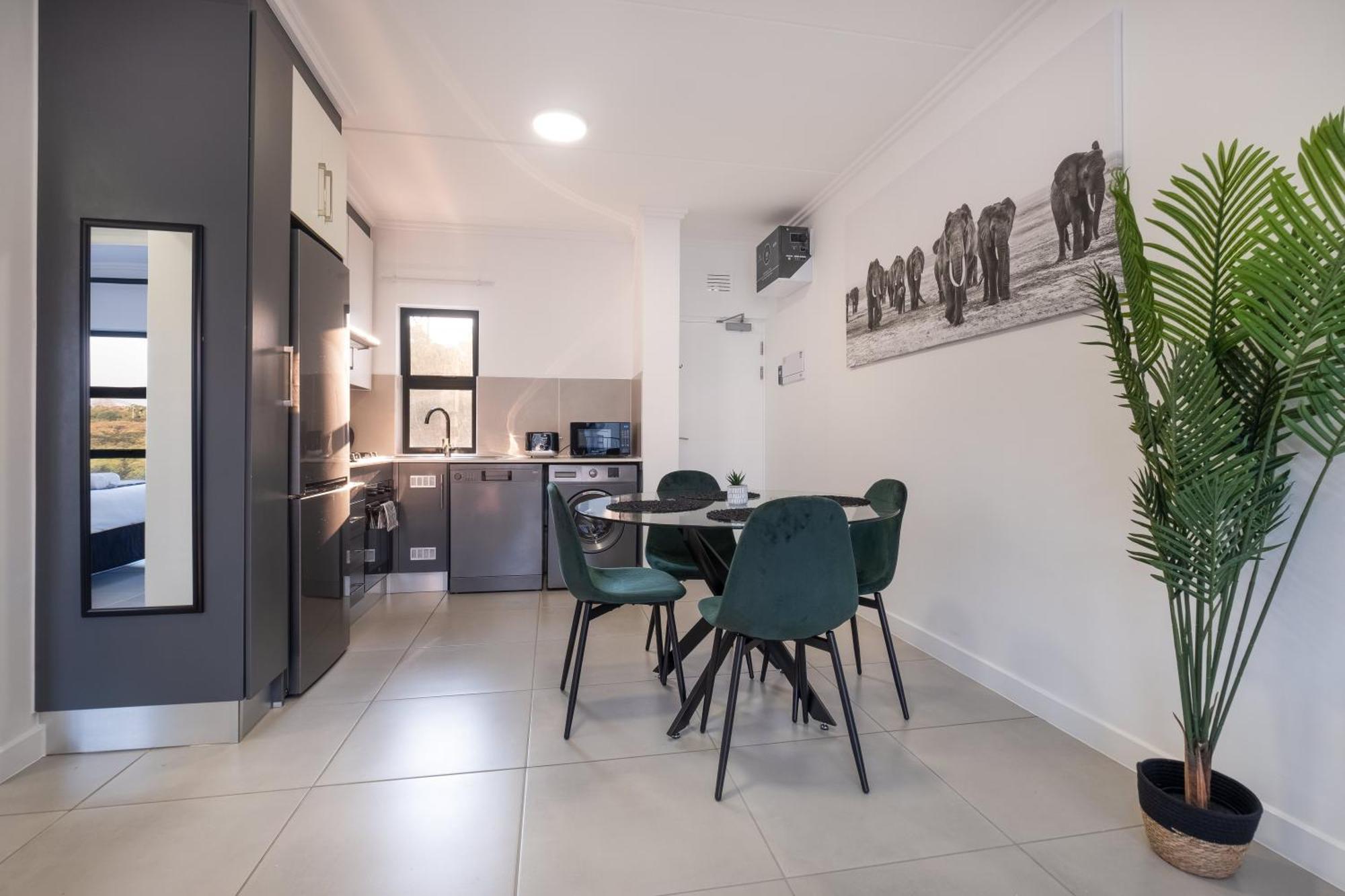 Ballito Village Luxury Apartments Esterno foto